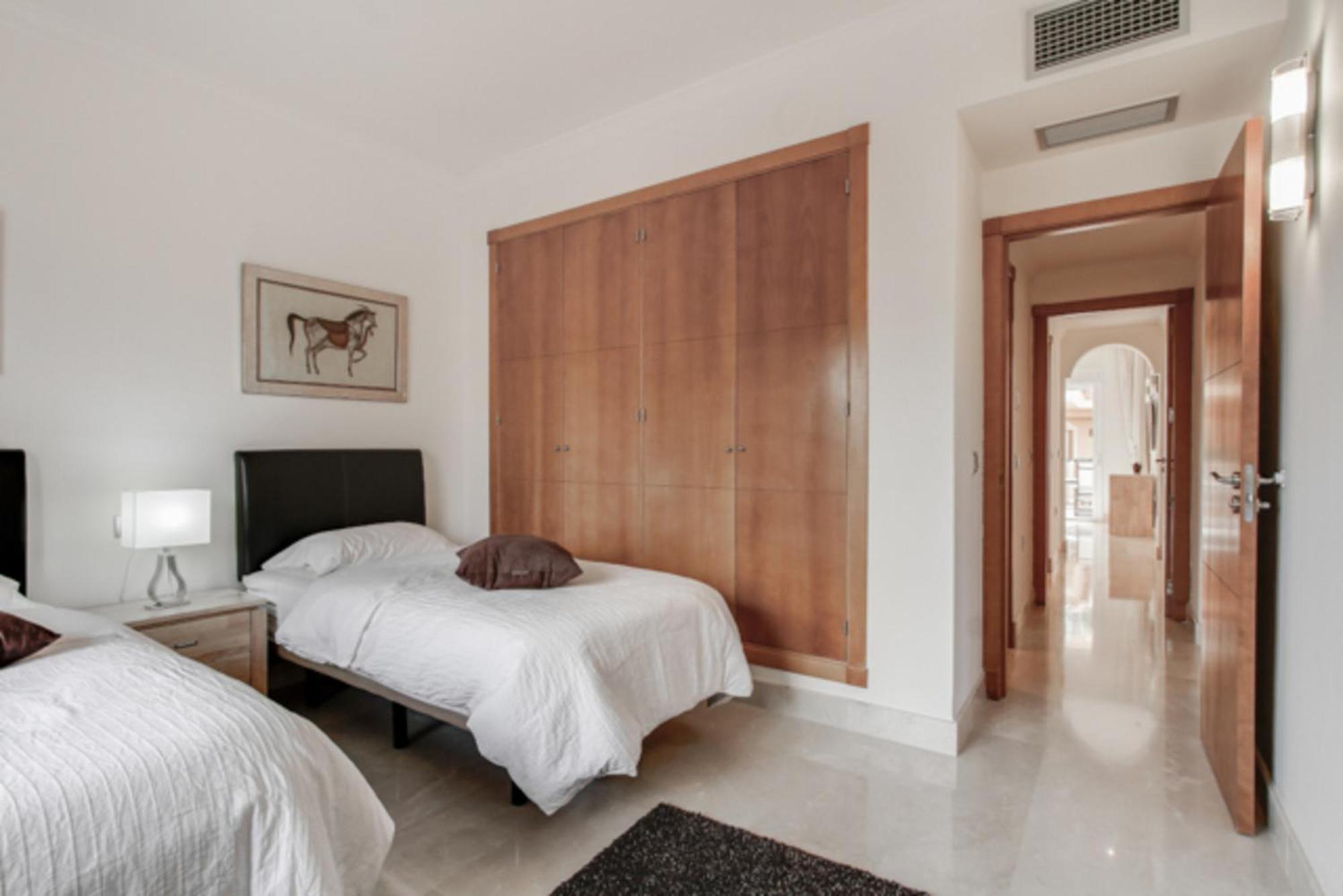 Aloha Hill Club Lluxury 5 Star Golf Resort Near Puerto Banus And Marbella Exterior foto